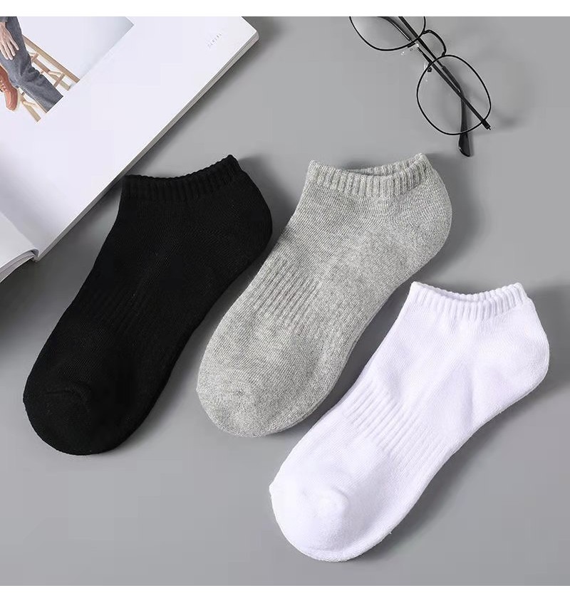 Men Sports And Leisure Breathable Sweat-Absorbing Solid Color Socks 10 Pairs-Pack