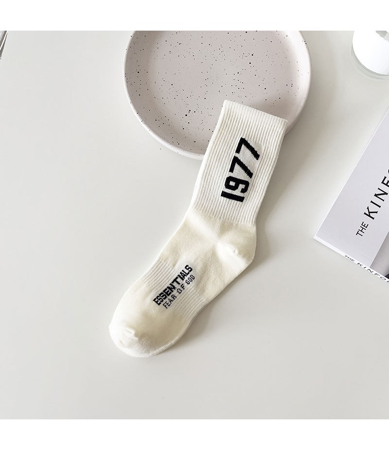 Unisex Fashion Casual Letter Embroidered Socks