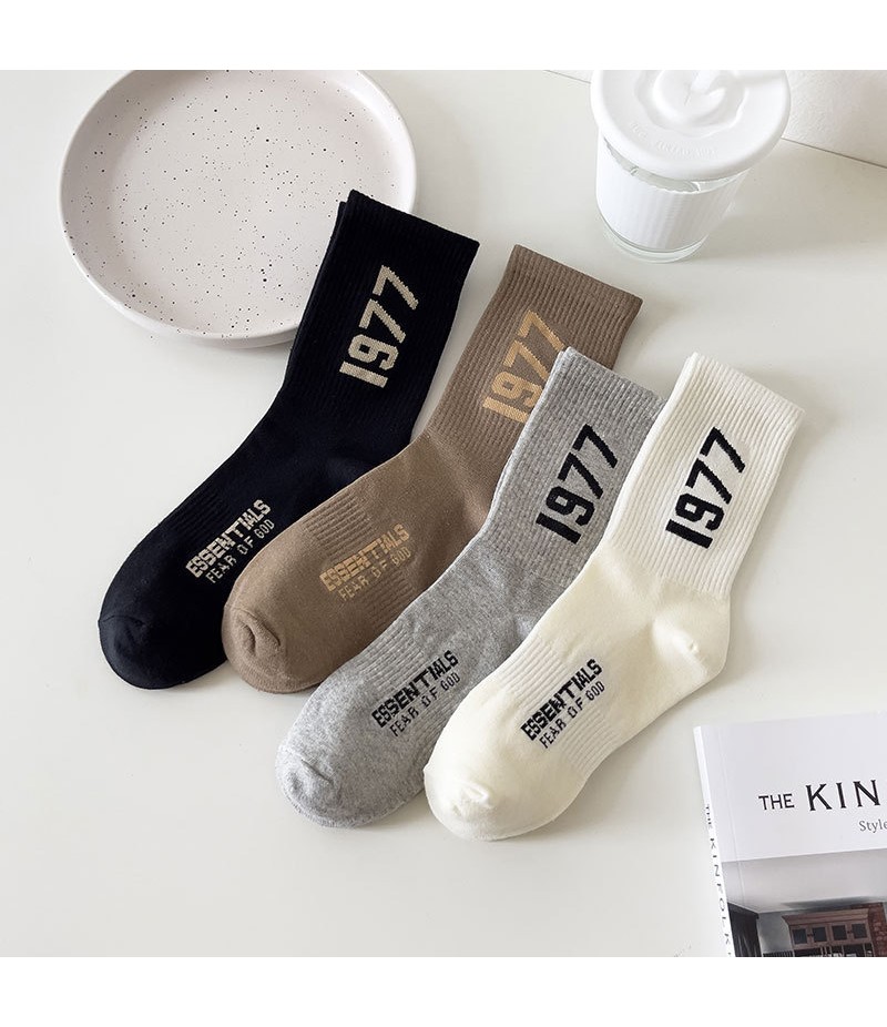 Unisex Fashion Casual Letter Embroidered Socks