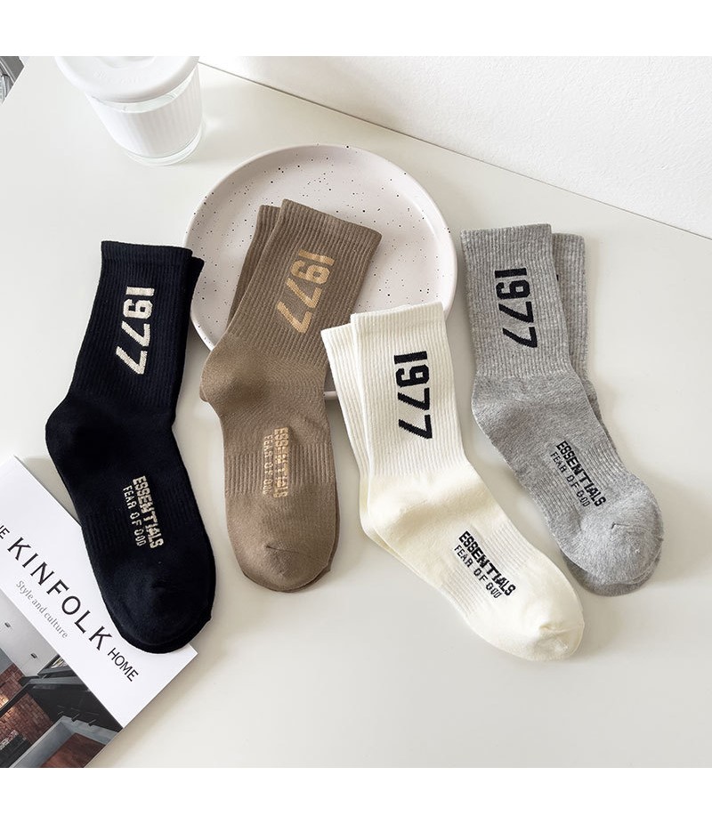 Unisex Fashion Casual Letter Embroidered Socks